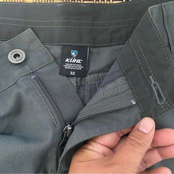 Kuhl Men's Resistor Lite Chino Short 32 Charcoal Blue Casual Stretch Classic - Picture 10 of 16